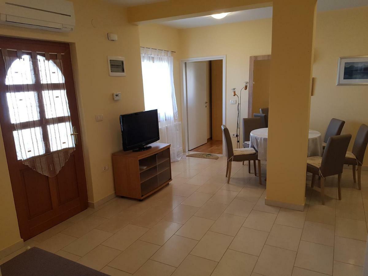 Apartment Barba Ližnjan Dış mekan fotoğraf